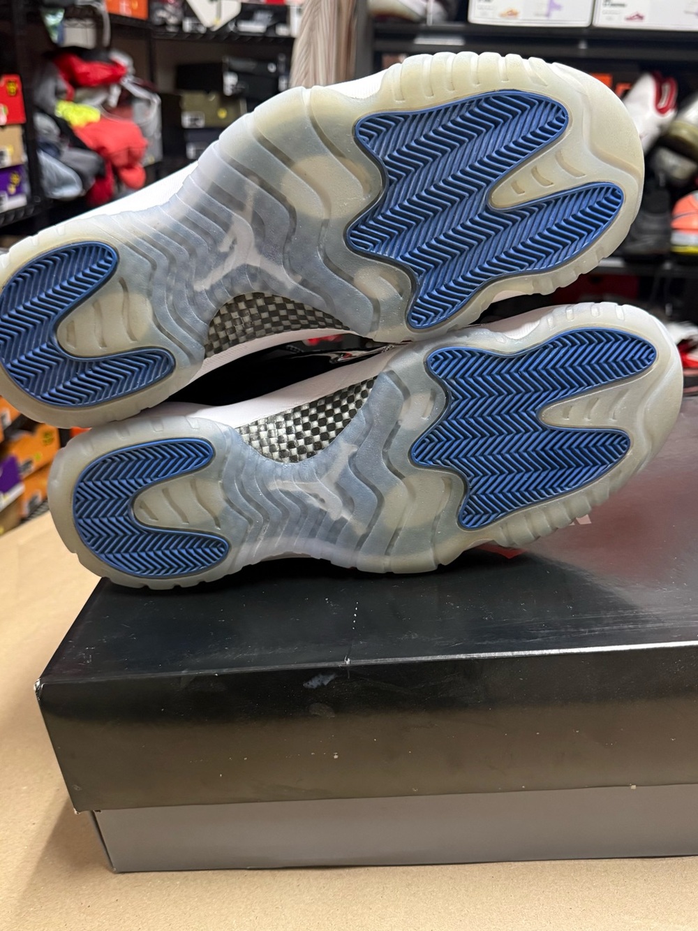 Nike Air Jordan 11 XI Retro Low Space Jam Mens size 14 Basketball Shoes Rare! - Picture 5 of 7